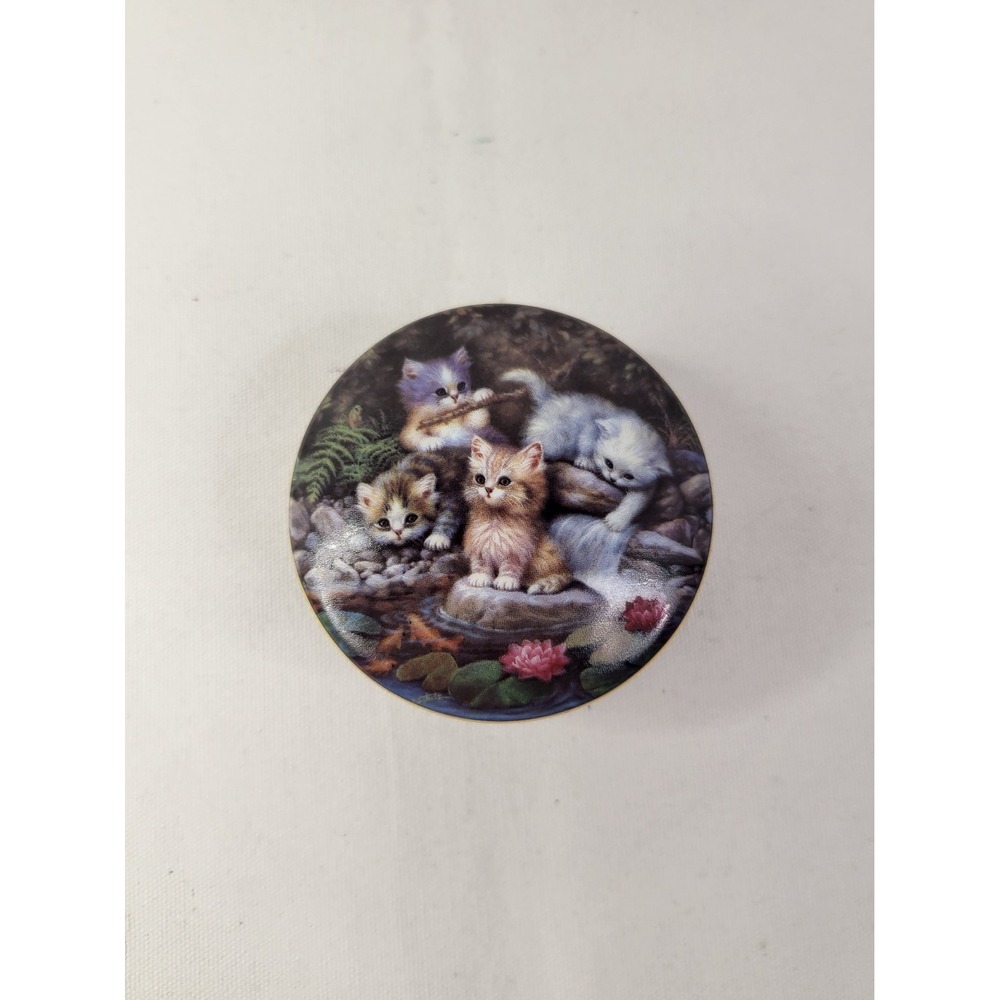 Ardleigh-Elliott By the Lily Pond Kitten Music Box Jurgen Scholz 1996 1619A